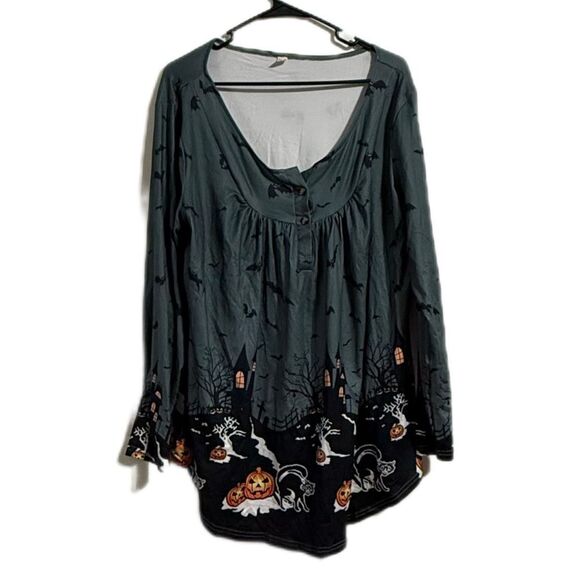 Green Embellished Bell Sleeve Tunic - Picture 1 of 4